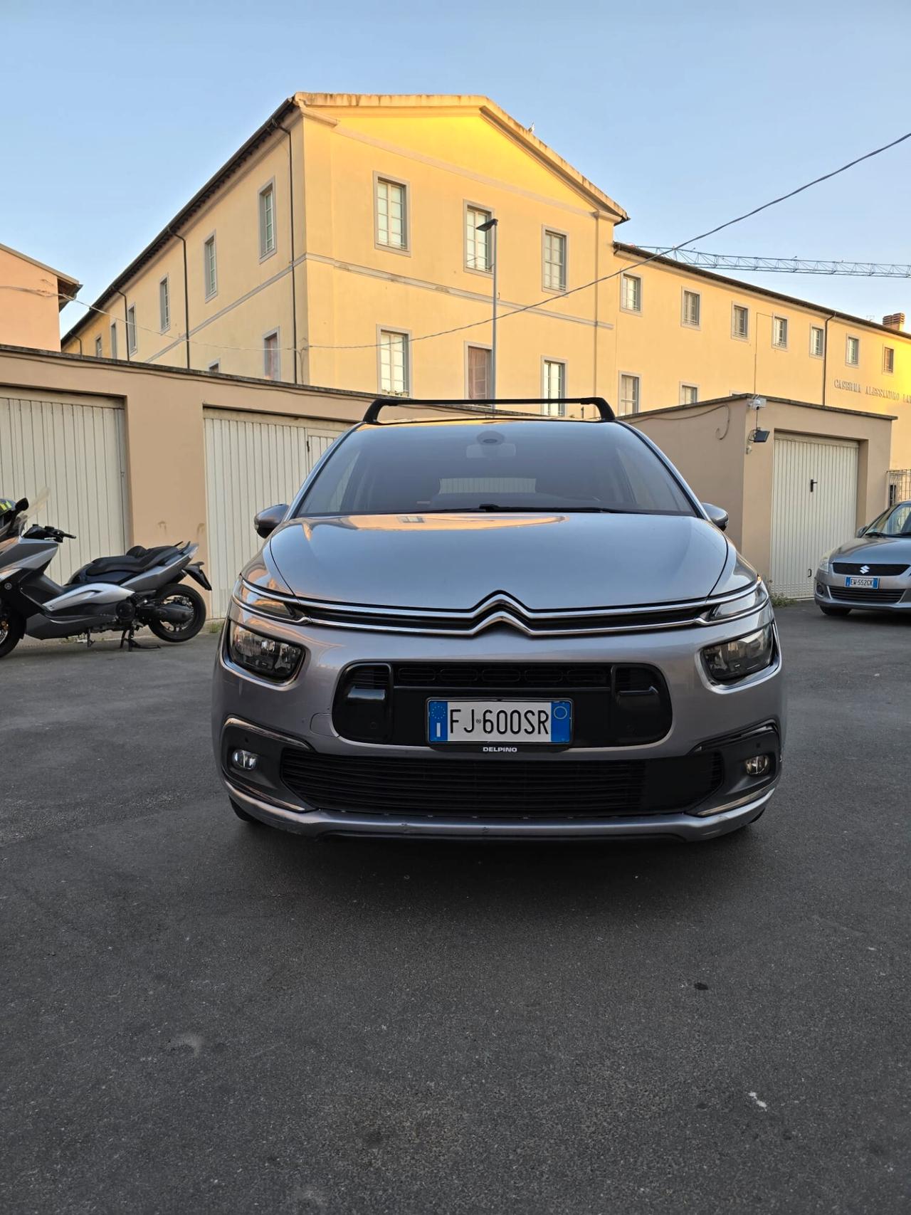 Citroen C4 Picasso BlueHDi 120 S&S Shine possibilita garanzia 12 mesi perfetta