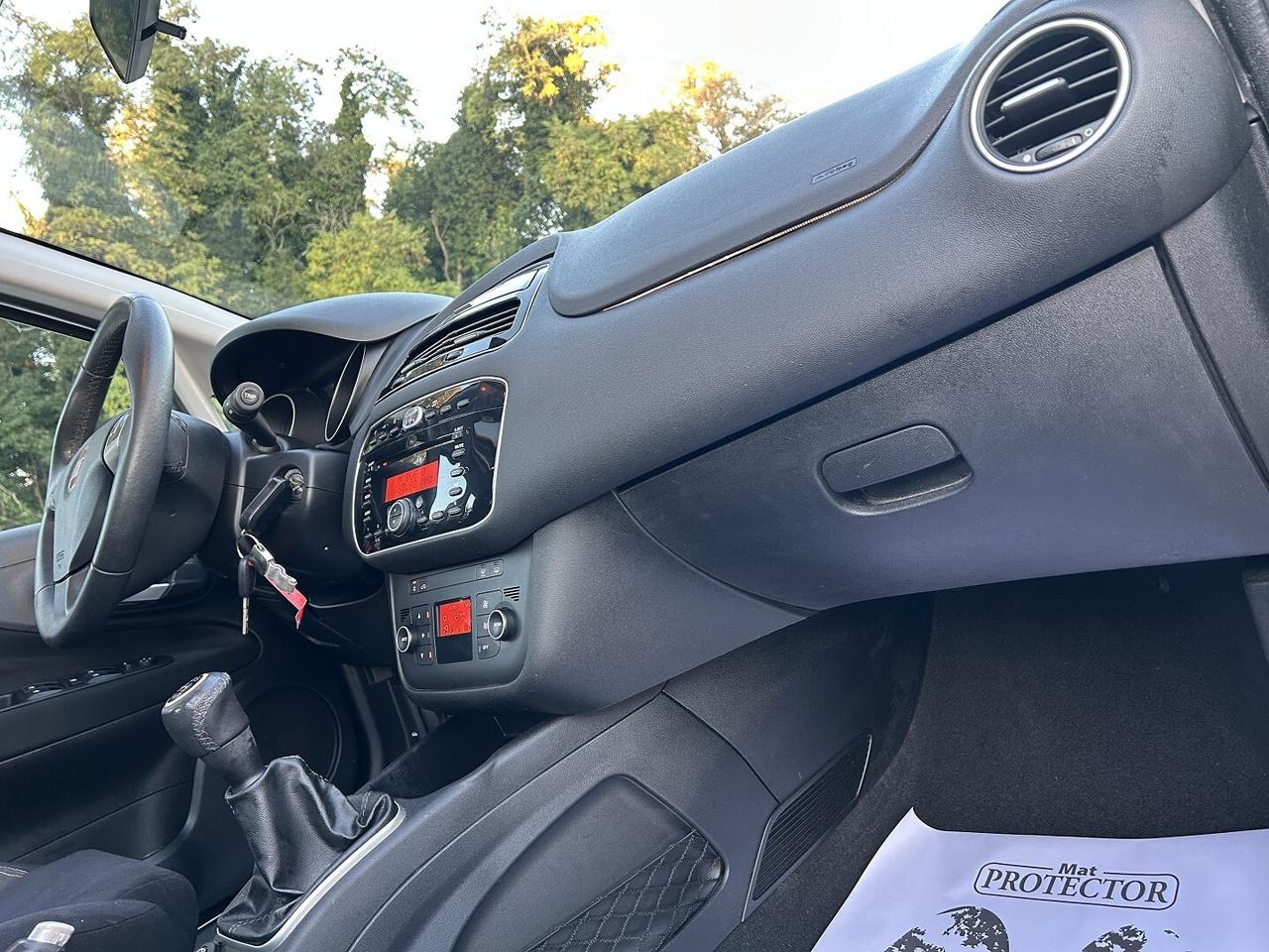 GRANDE PUNTO 1.3 MJET 95CV SPORT UNICO PROP.