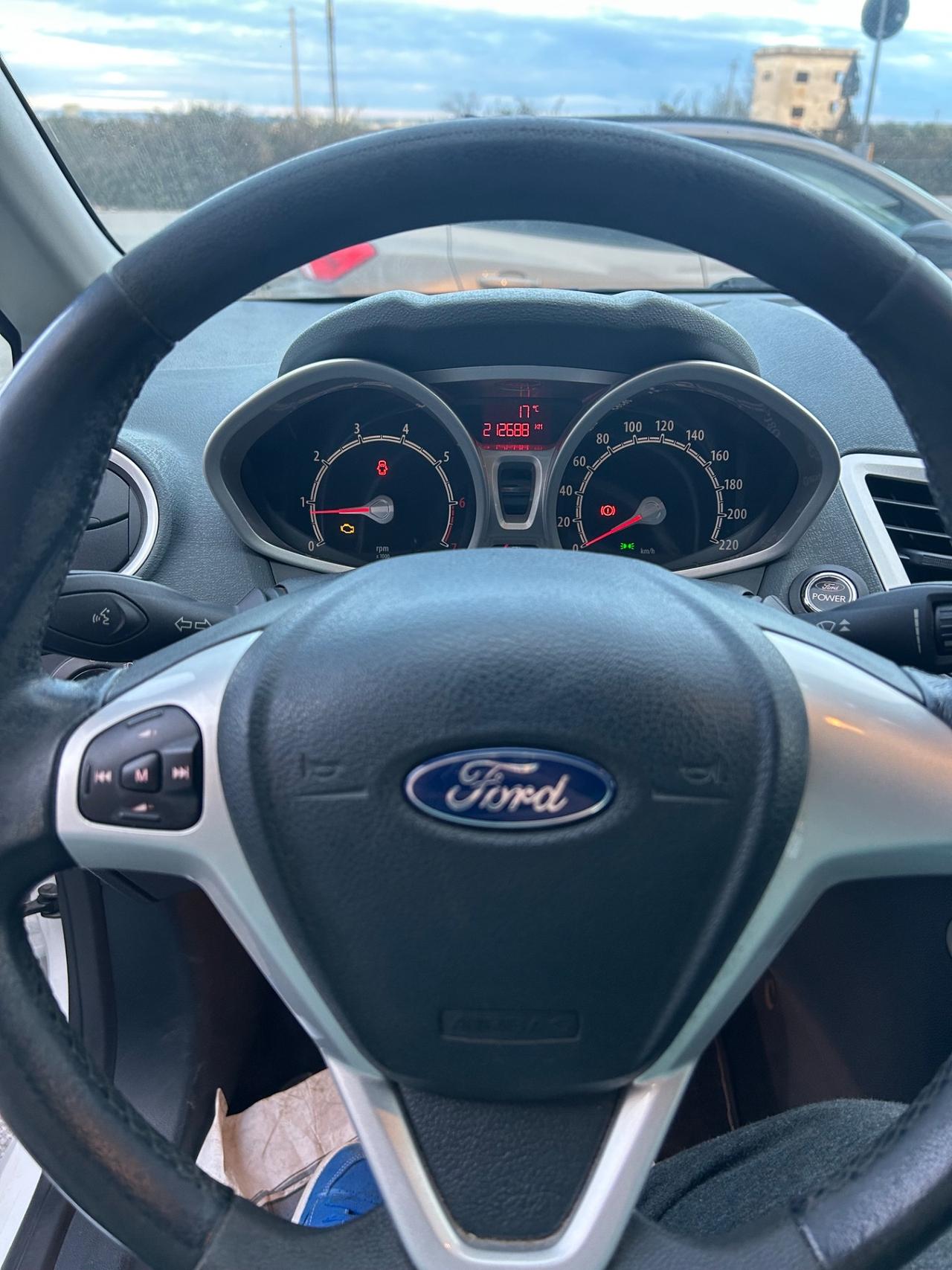 Ford Fiesta Fiesta+ 1.2 82CV 5 porte