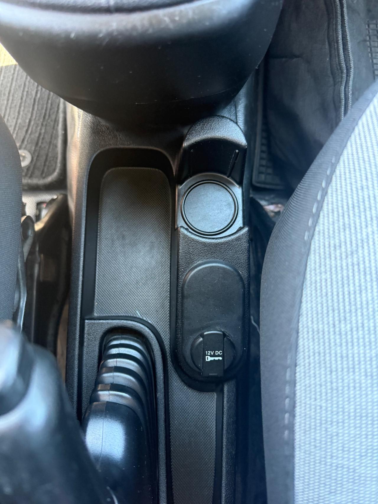 Fiat Fiorino 1.3 MJT 95CV Cargo Adventure Autocarro 2 Posti