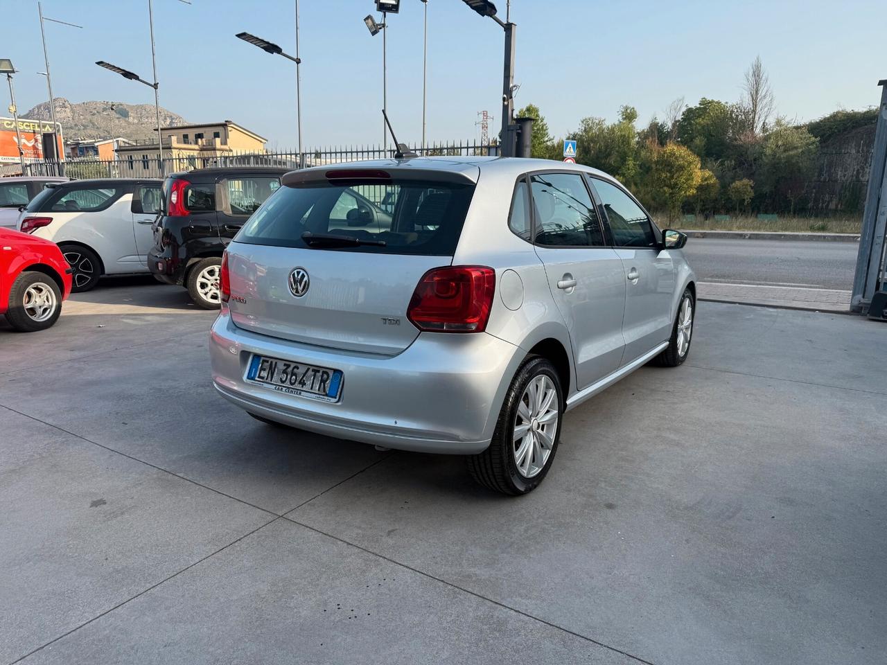 POLO 1.6 DIESEL 75CV ANNO 2010-OK NEOP. PERFETTA