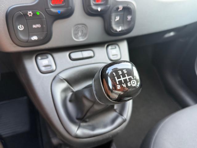 FIAT Panda 1.0 HYBRID CITY LIFE+CLIMATRONIC+SCHERMO+5POSTI