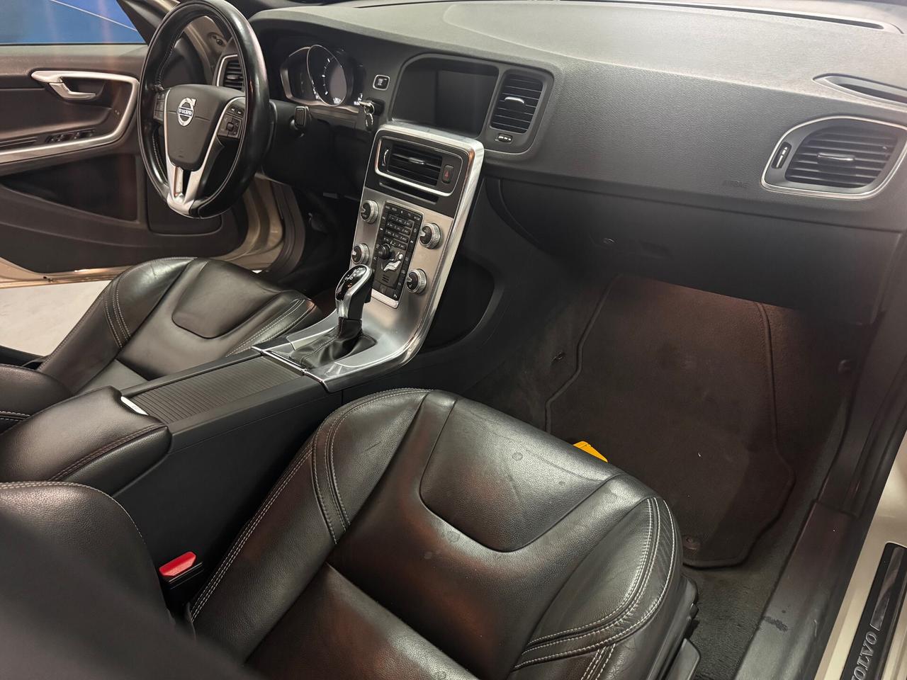 Volvo S60 D3 Geartronic Summum