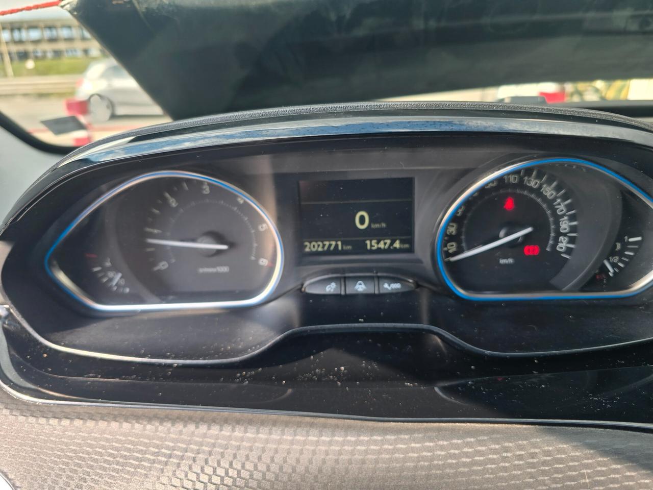 Peugeot 2008 BlueHDi 100cv Allure