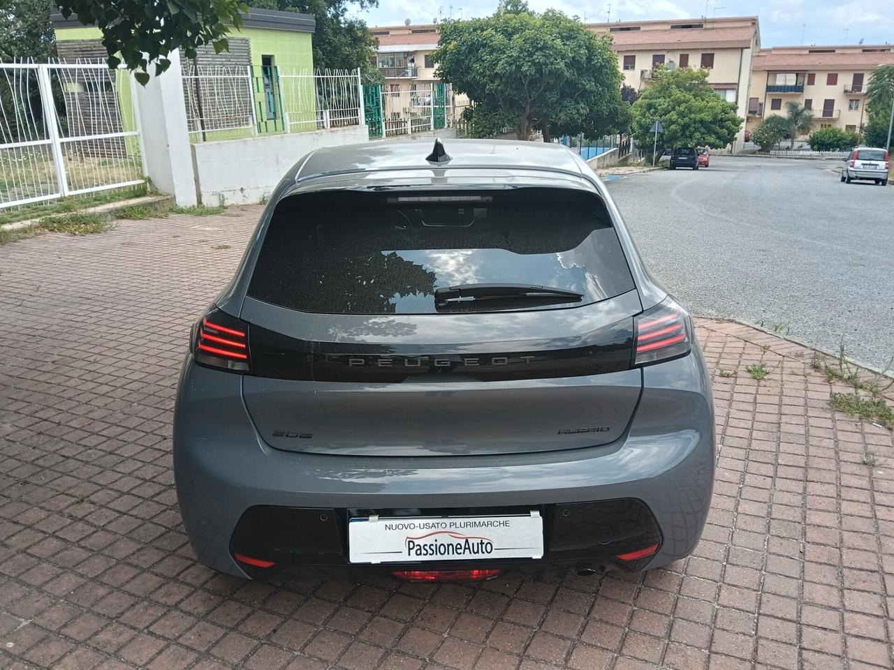 Peugeot 208 Hybrid 100 e-DCS6 Allure 2025