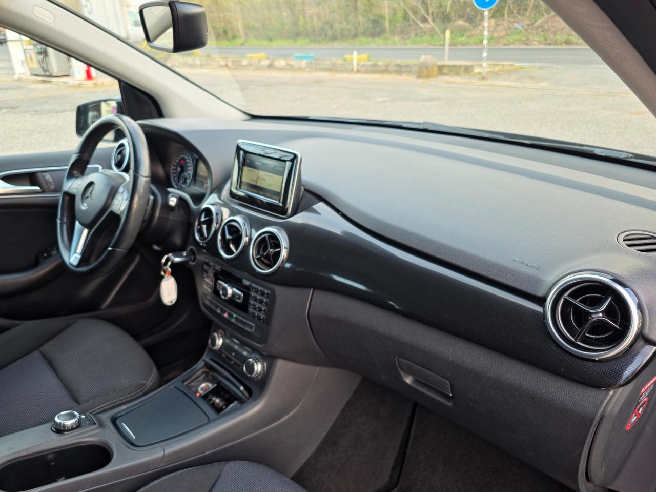 Mercedes-benz B 180 CDI Automatic Premium 2013-E5B Automatico NEO