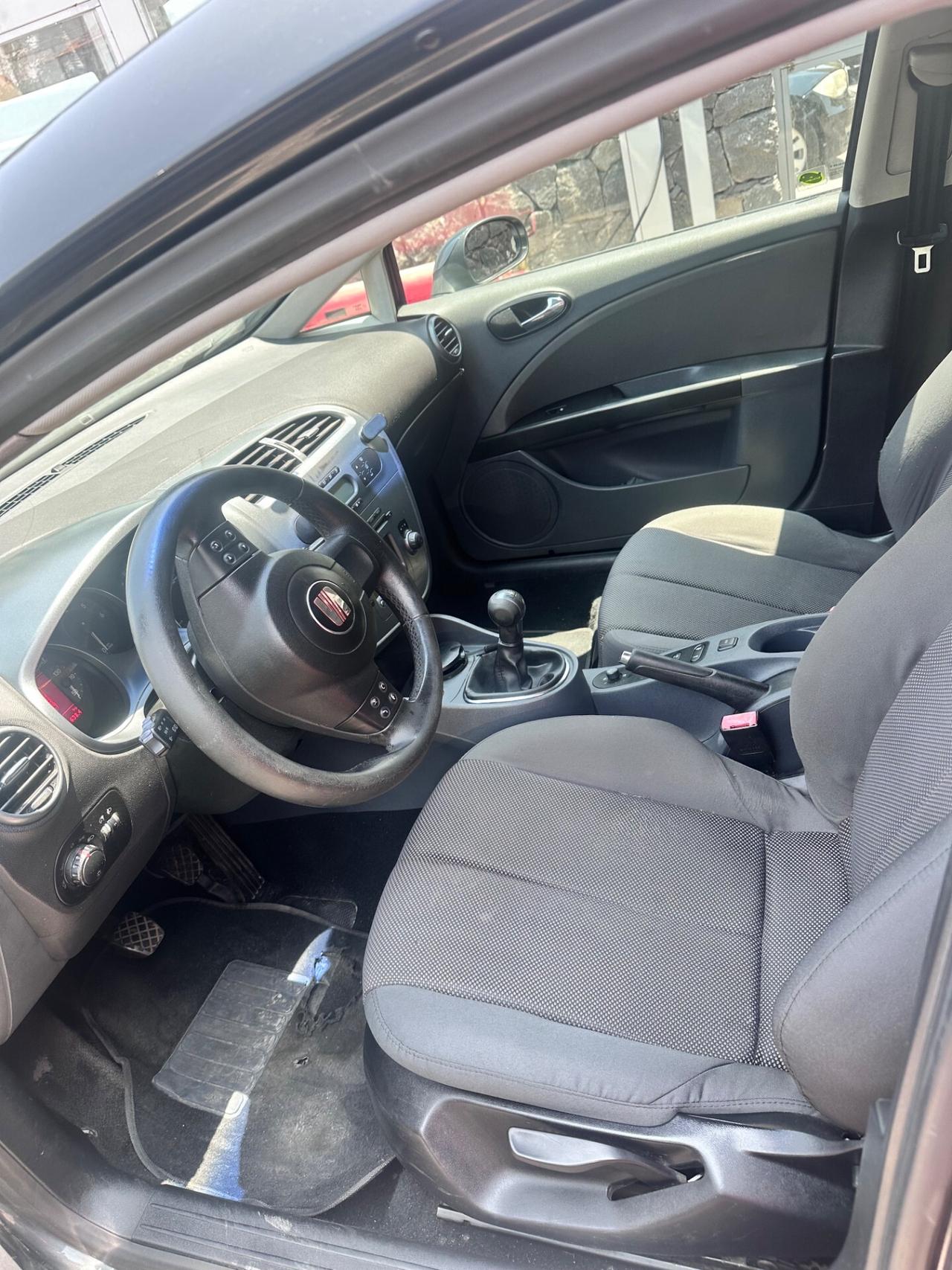 Seat Leon 2.0 TDI DPF Stylance