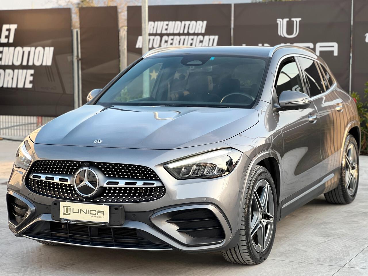 Mercedes-benz GLA 200 d 150cv AMG Premium UNICO PROPRIETARIO IVA ESPOSTA