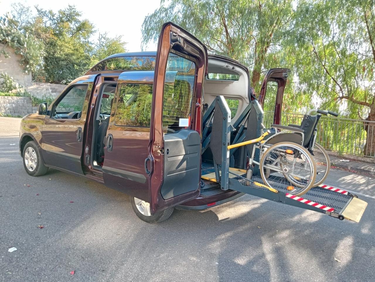 Fiat Doblo Pianale ribassato con rampa disabili in carrozzina