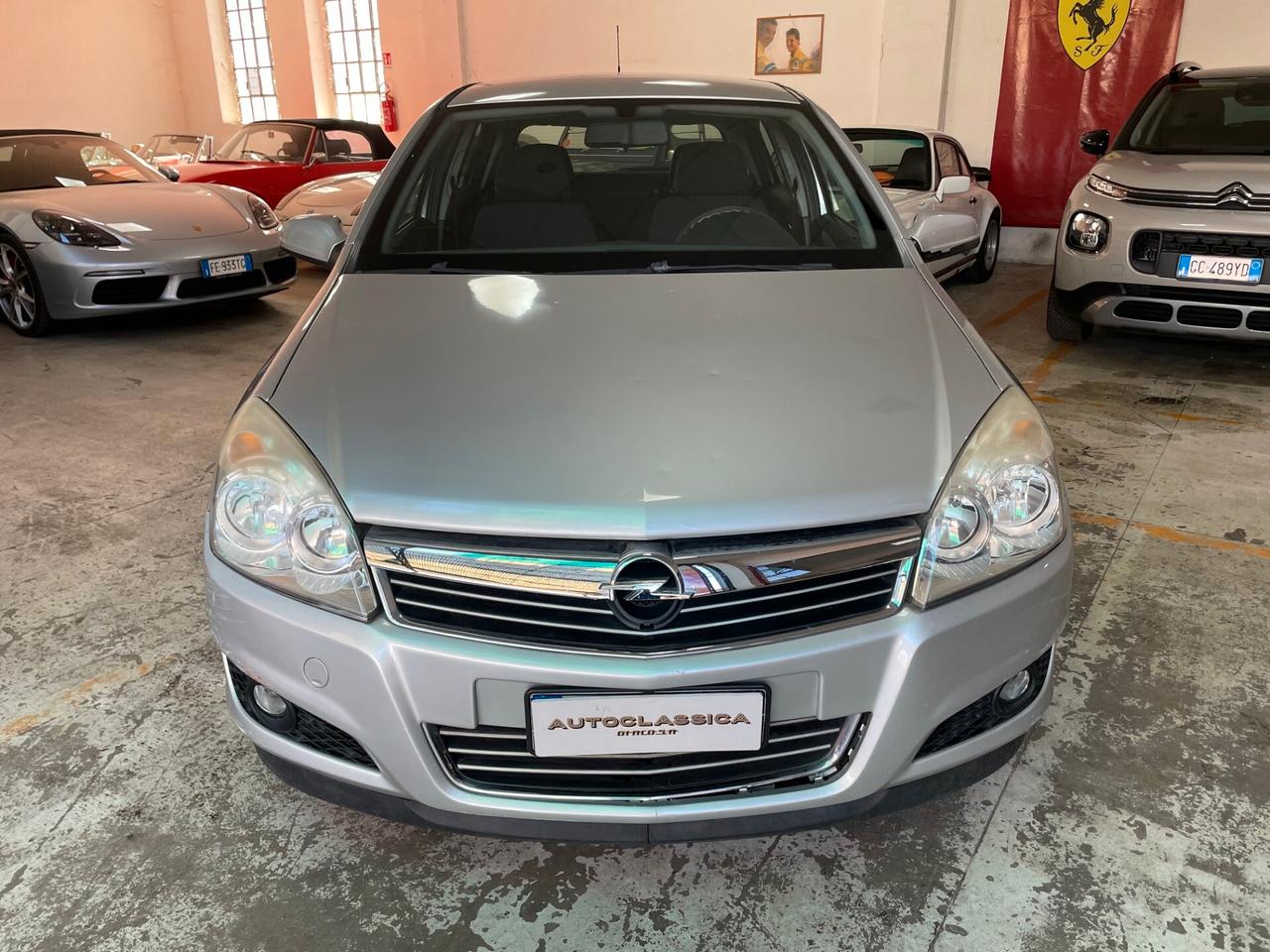 Opel Astra 1.6 16V VVT 5 porte Enjoy UNICO PROPRIETARIO!!!