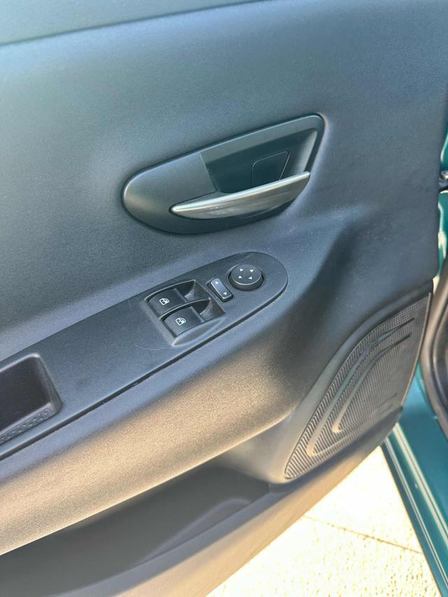 LANCIA Ypsilon 1.2 69 CV 5 porte S&S Gold OK NEOPATENTATO