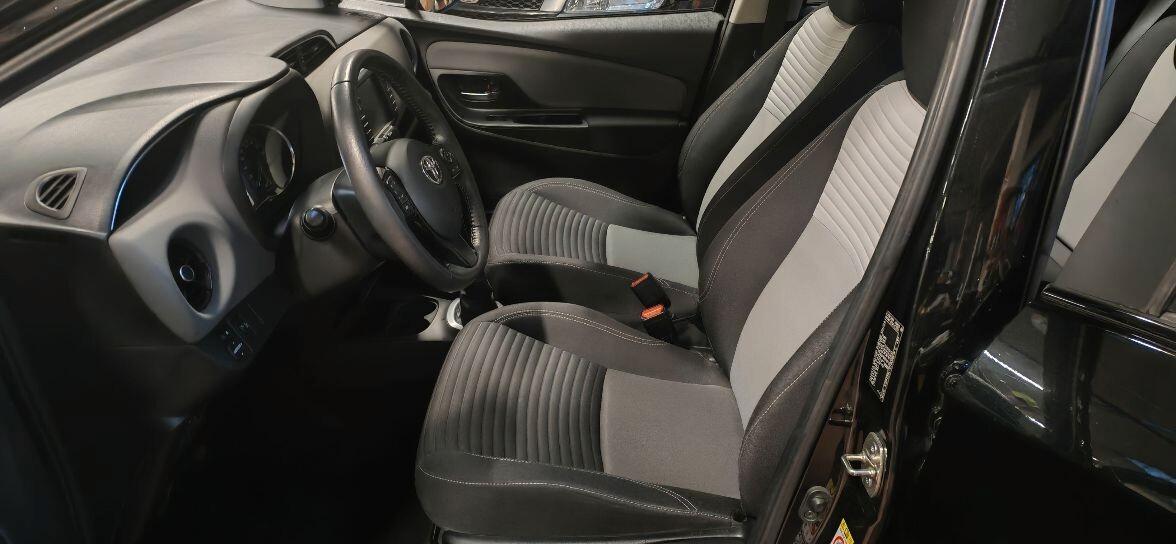 Toyota Yaris 1.0 5 porte Active