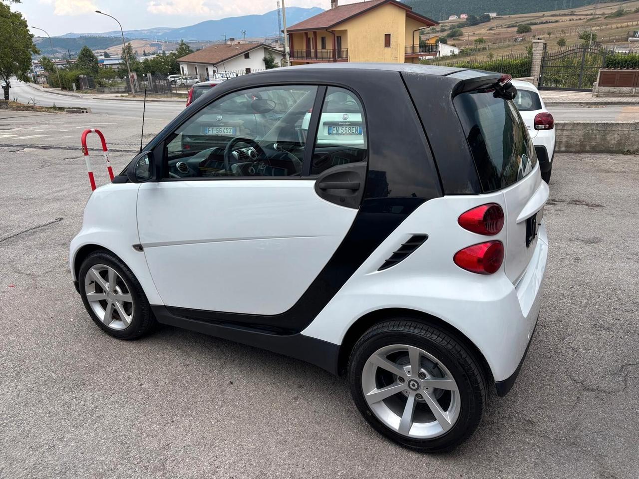 Smart ForTwo 1000 45 kW coupé passion