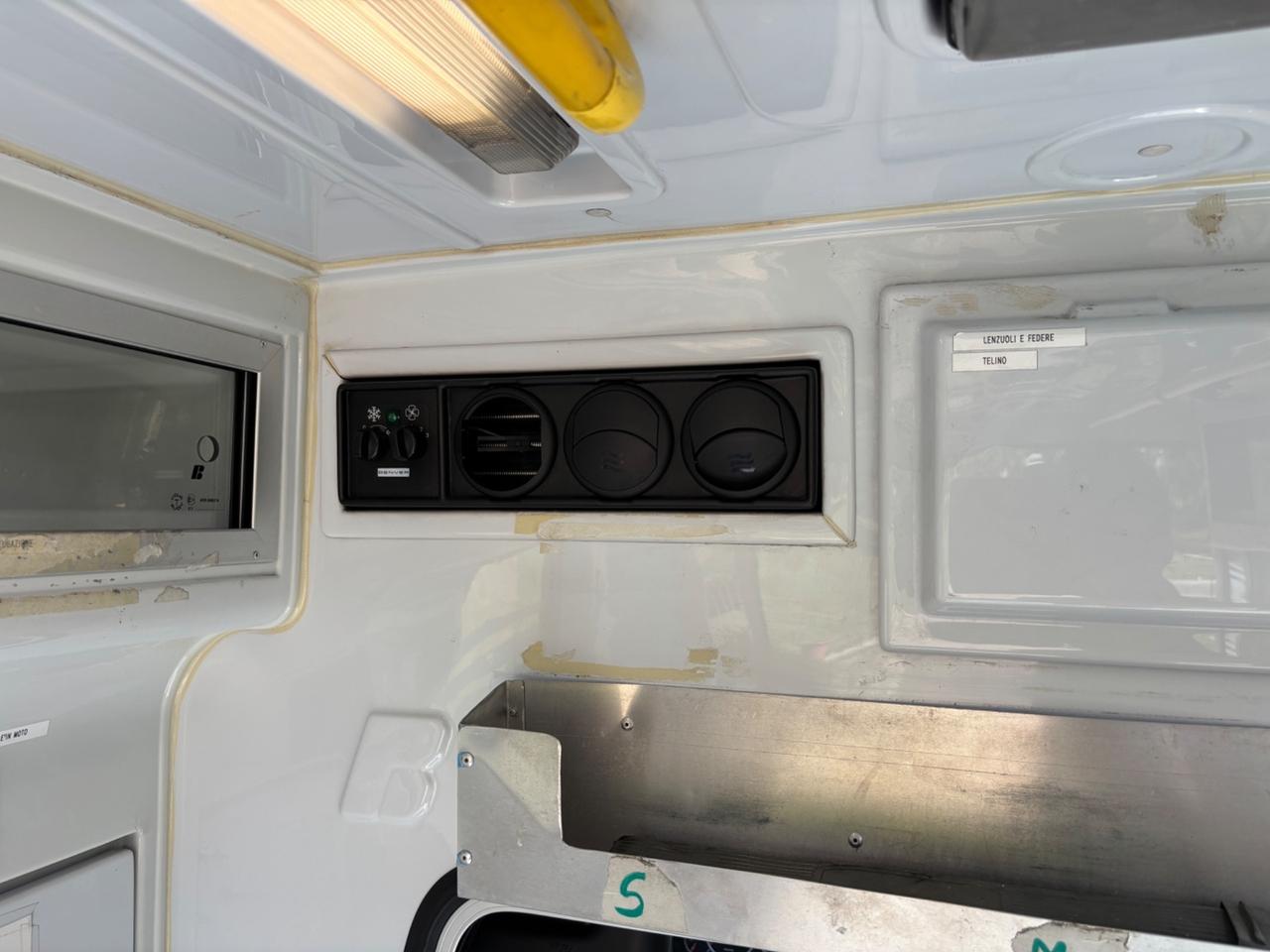Fiat Ducato 15 2.8 JTD VETRATO