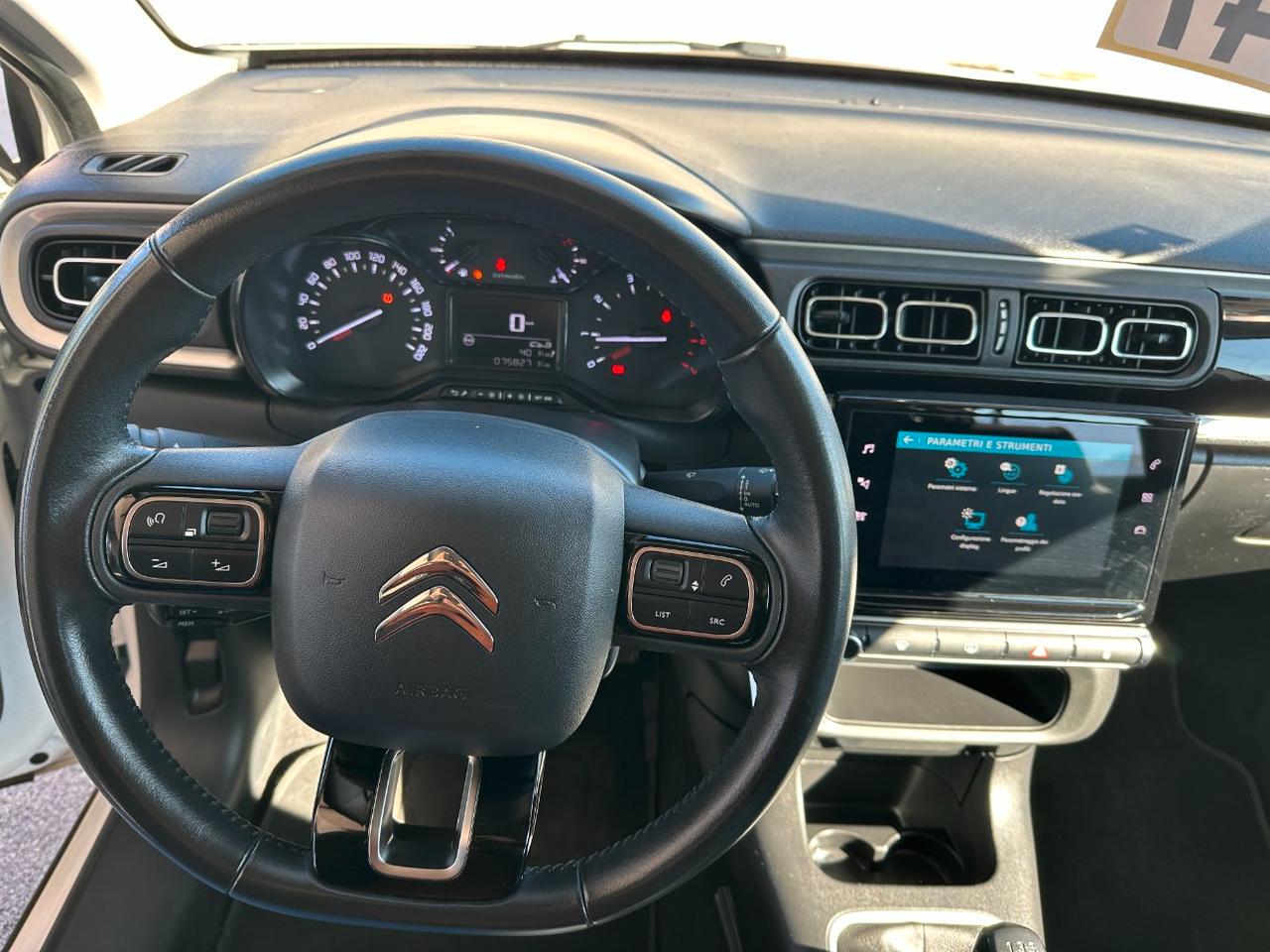 Citroen C3 1.2 puretech Shine s&s 83cv