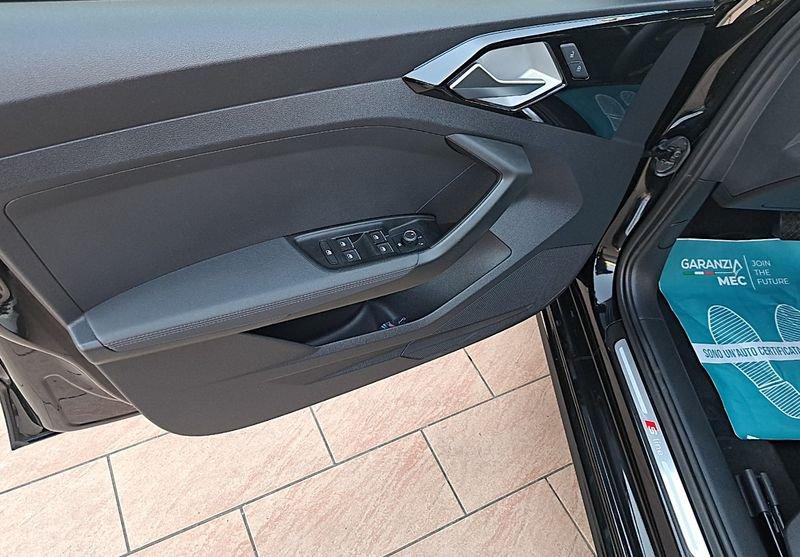 Audi A1 Sportback 30 TFSI S tronic Identity Black