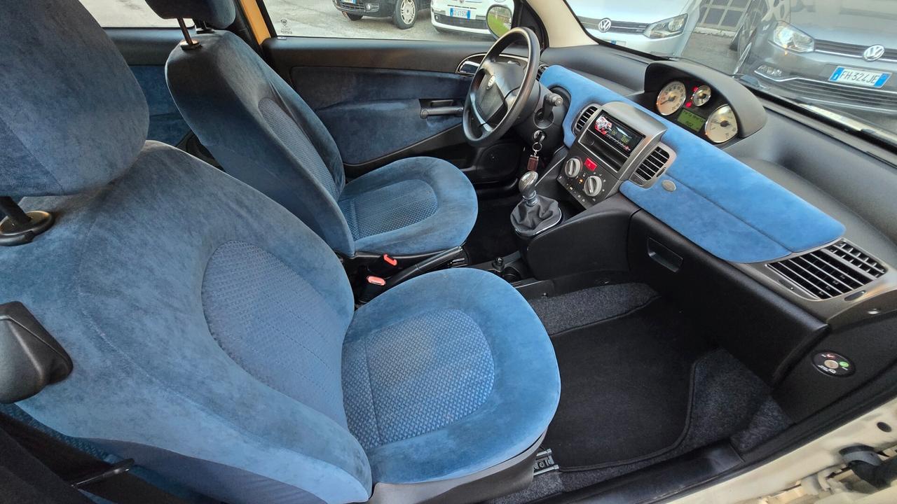 Lancia Ypsilon 1.2 Neopatentati 104600Km Euro4
