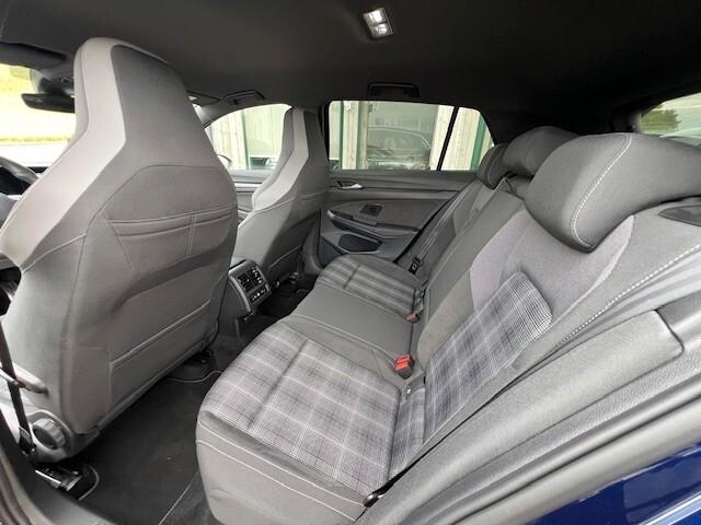 Volkswagen Golf GTD Dsg, 200cv Gancio traino, 19”, IQ Matrix
