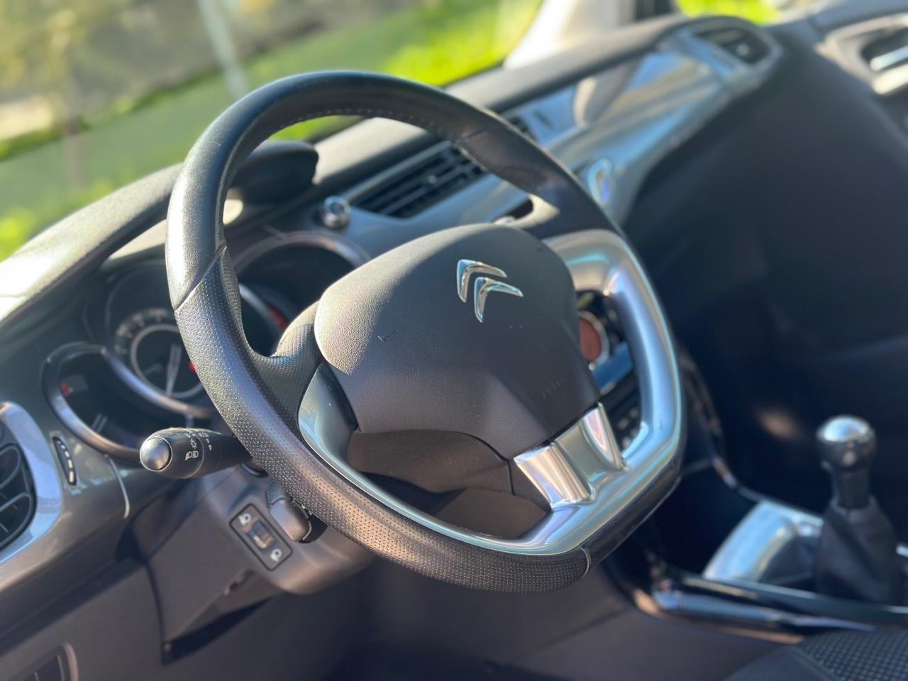 Citroen C3 1.4 HDi 70 Exclusive 2011 - TETTO