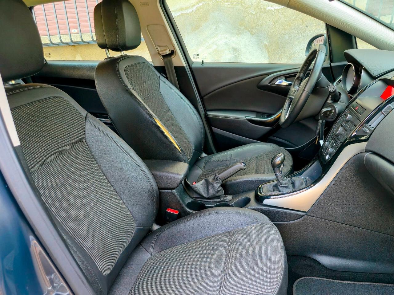 Opel Astra 1.6 CDTI