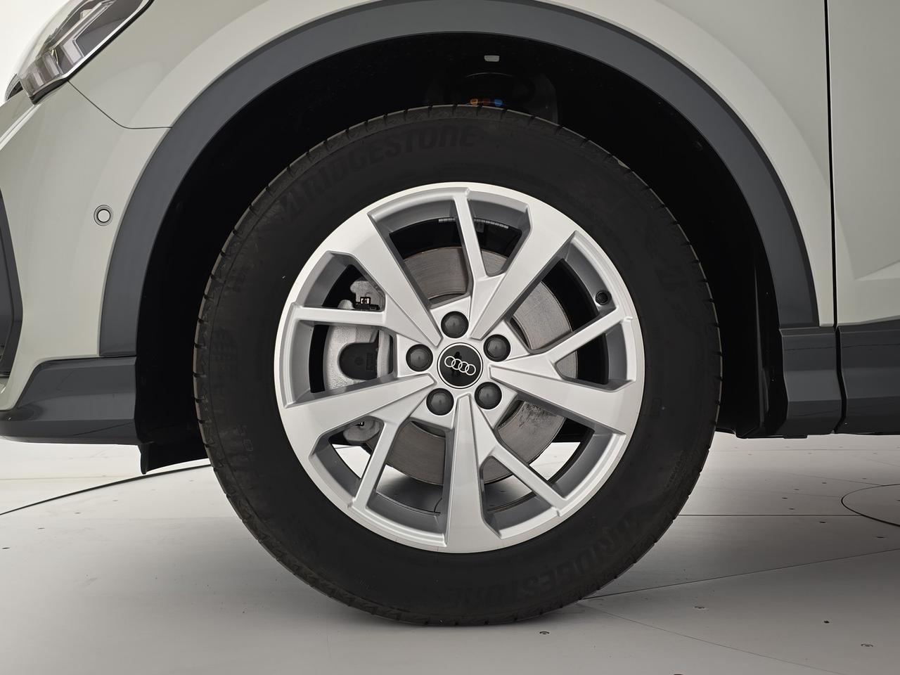 Audi Q3 sportback 40 2.0 tdi s line edition quattro 200cv s-tronic