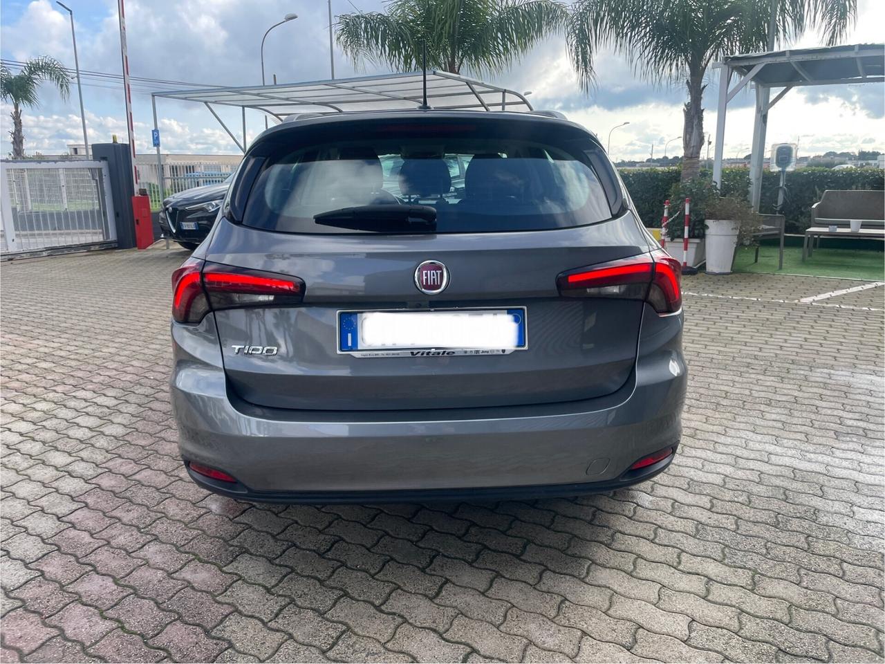 Fiat Tipo 1.3 multijet 72000km. 2022 retro camera/navigatore solo 72000 km