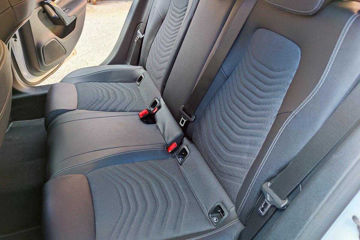 MERCEDES A 180 d Automatic Business Extra