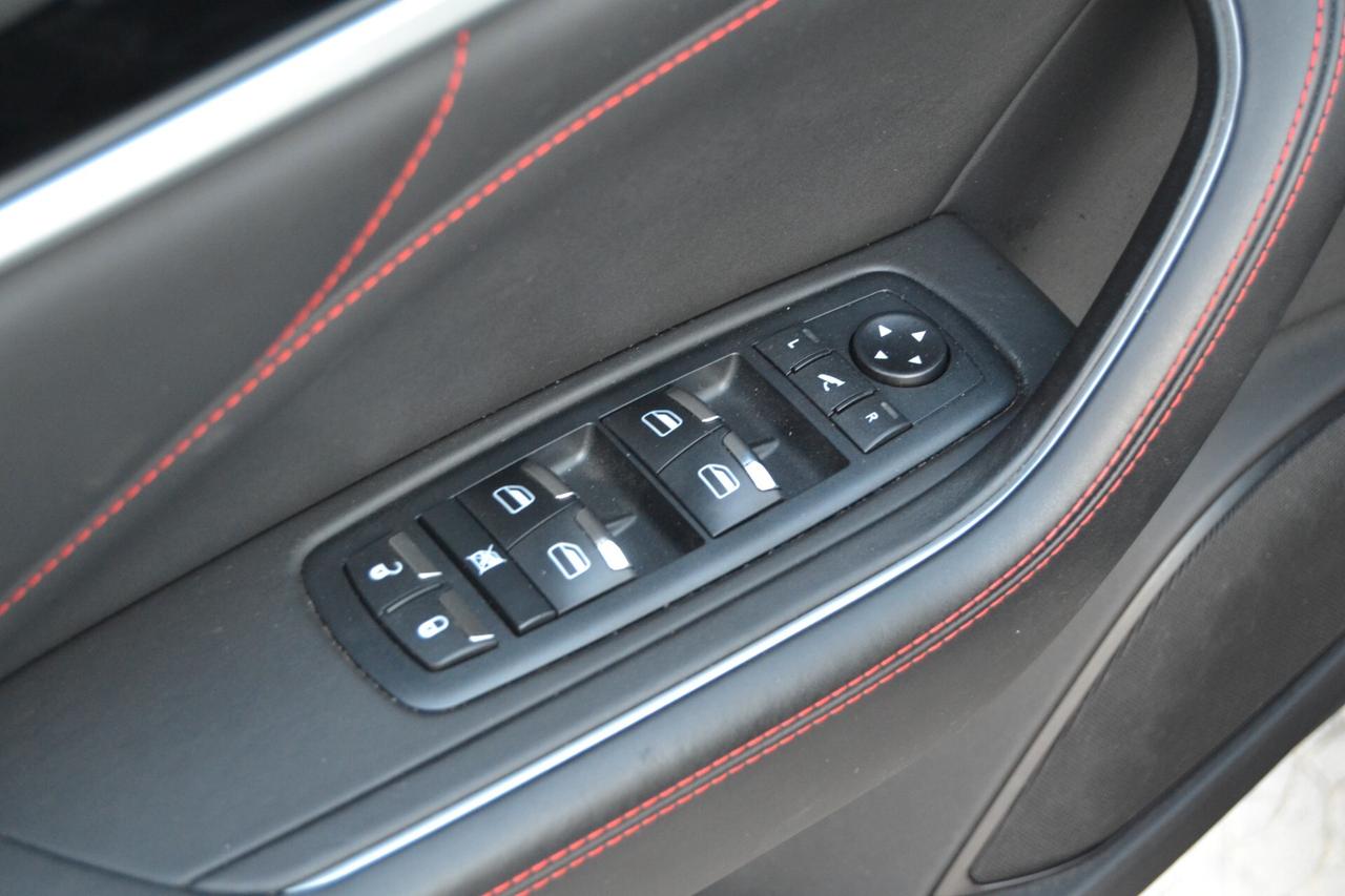 Maserati Levante GranSport 3.0D V6 UniPro/IVA