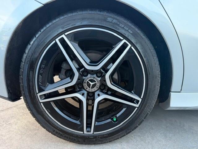 Mercedes-benz A 200 d AMG Premium