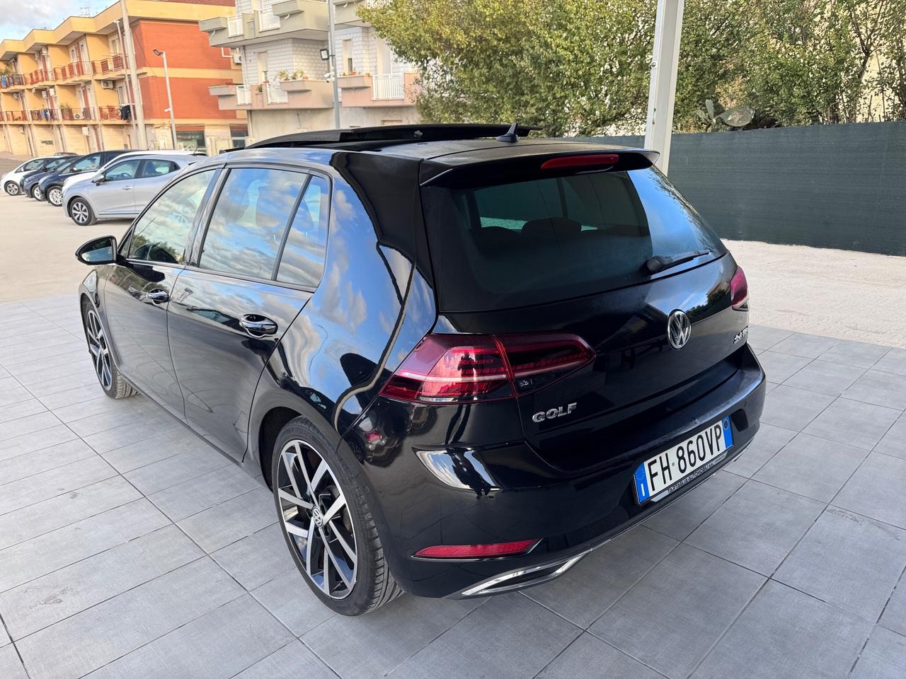 Volkswagen Golf 2.0 TDI 5p. Executive BlueMotion Technology