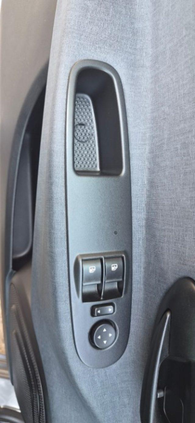 LANCIA Ypsilon 1.0 FireFly 5 porte Mild Hybrid Gold