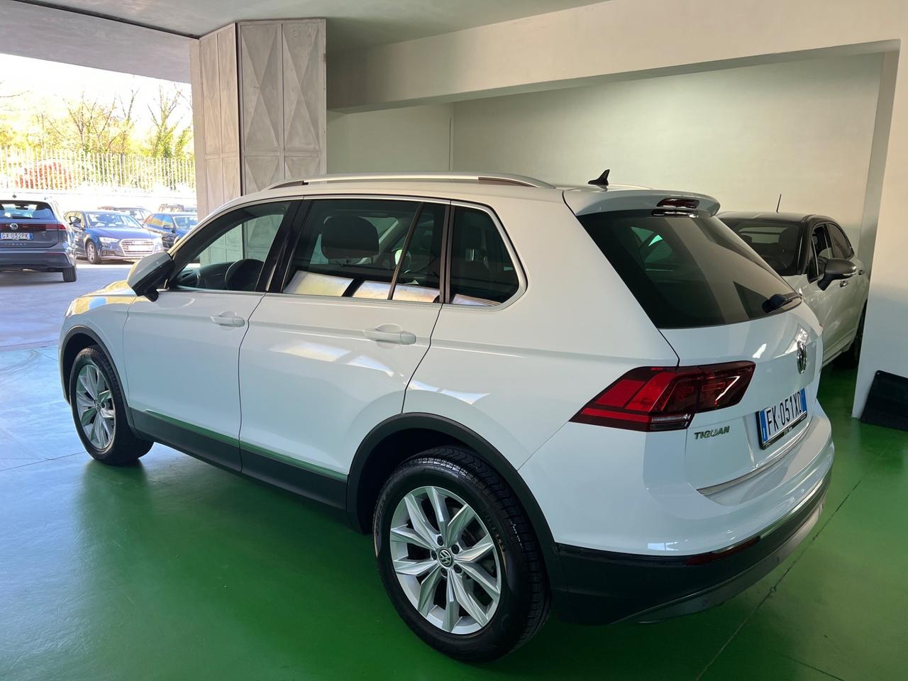 Volkswagen Tiguan 2.0 TDI SCR DSG 4MOTION Executive BMT
