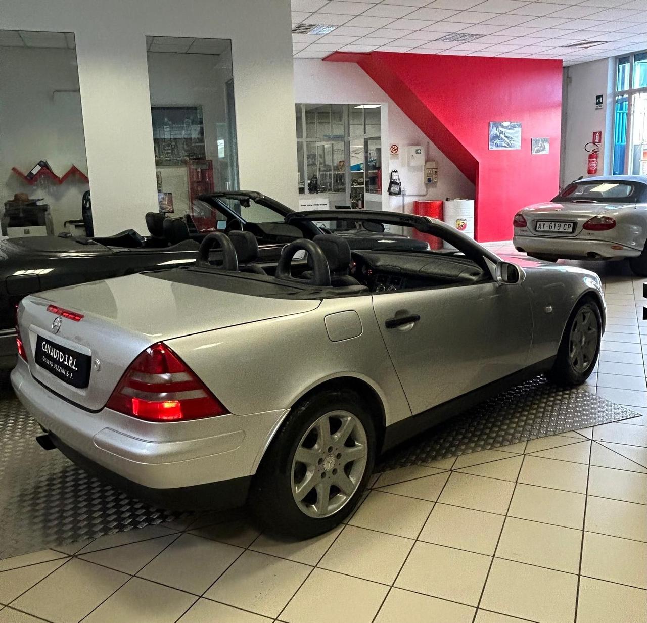 Mercedes-benz SLK 200 cat
