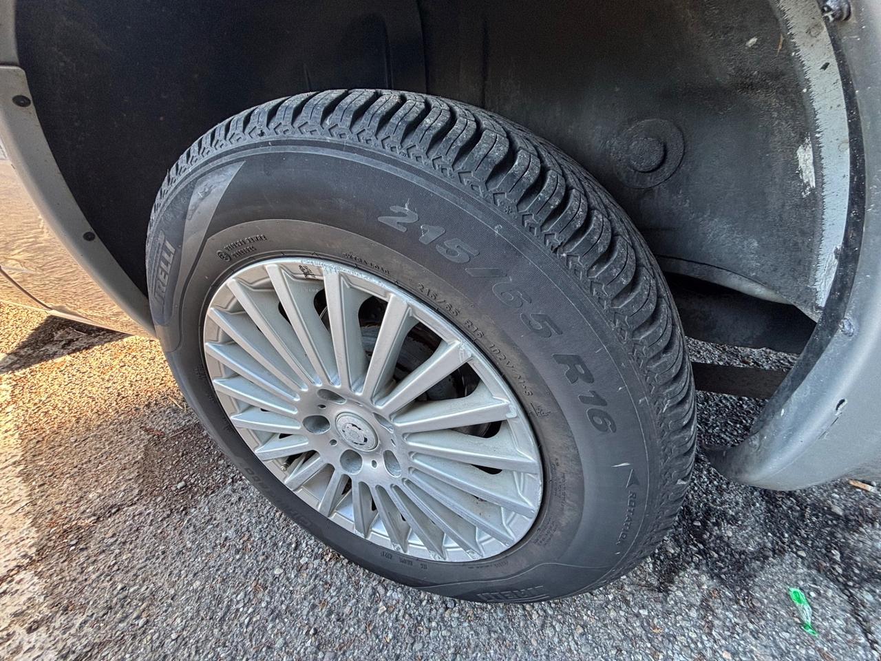 Chrysler Voyager Grand 2.8 CRD cat Limited Auto