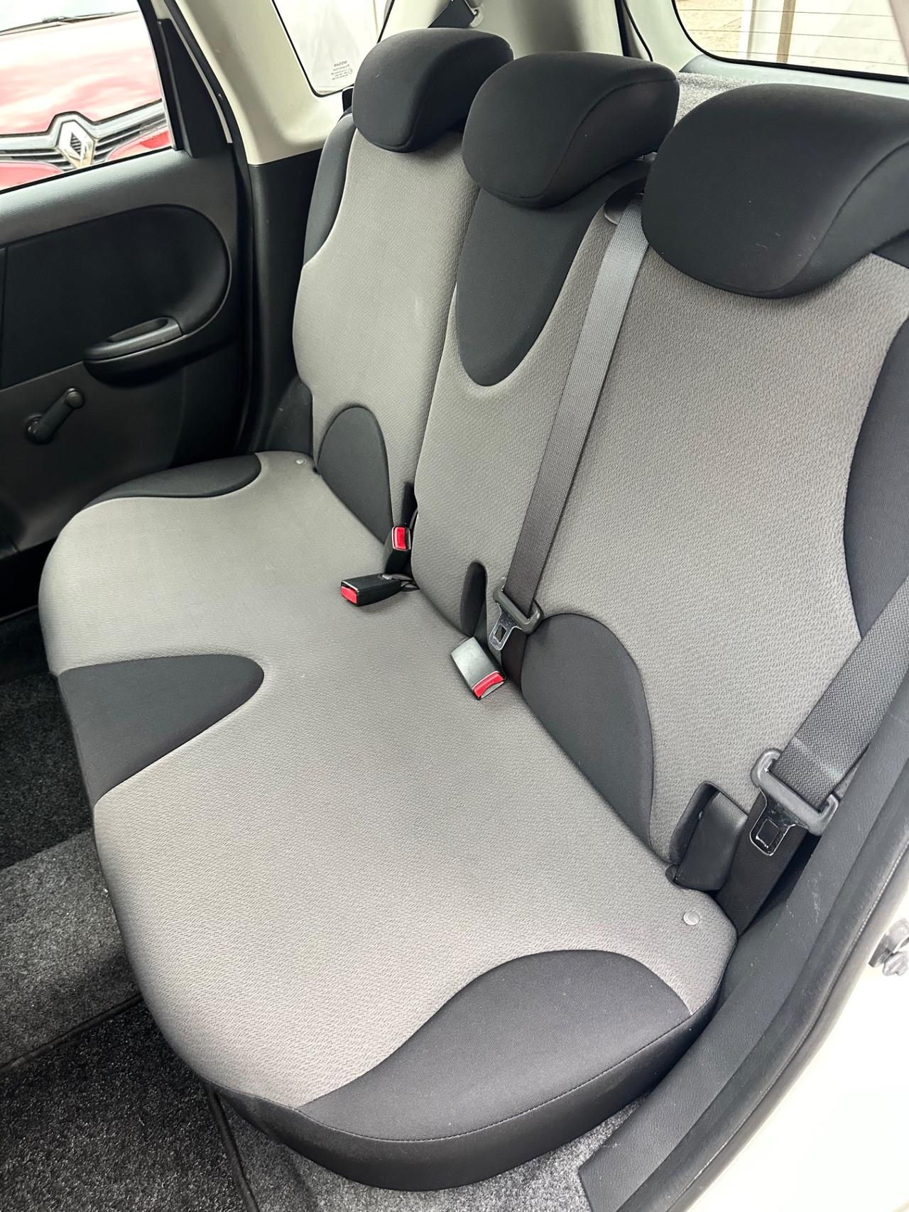 Nissan Note 1.4Bz 88Cv 5P Acenta -Neopatentati