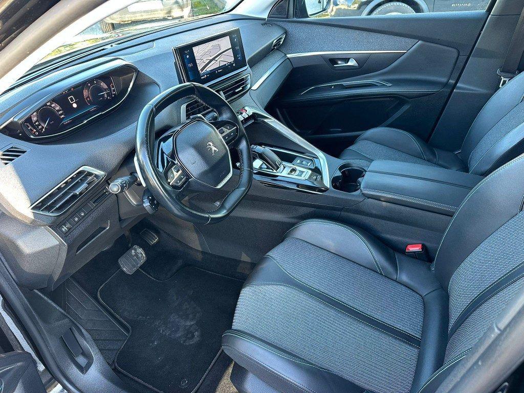 PEUGEOT 3008 BlueHDi 130 S&S EAT8 GT