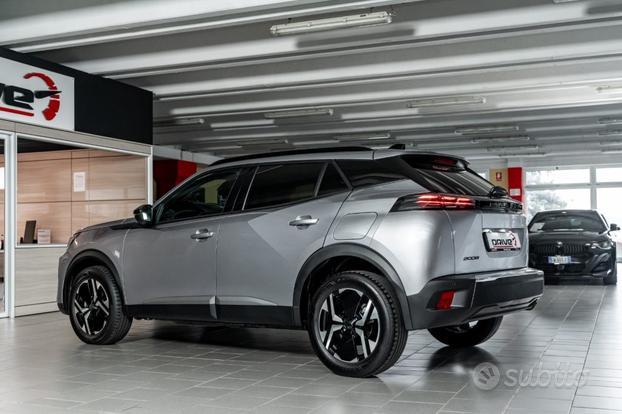 PEUGEOT 2008 PureTech 100 S&S Allure