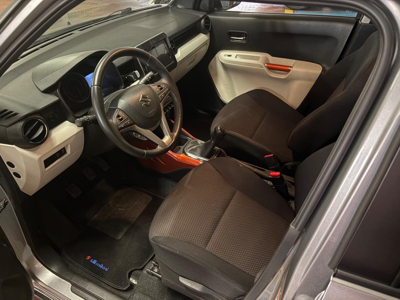 Suzuki Ignis 1.2 Hybrid Top