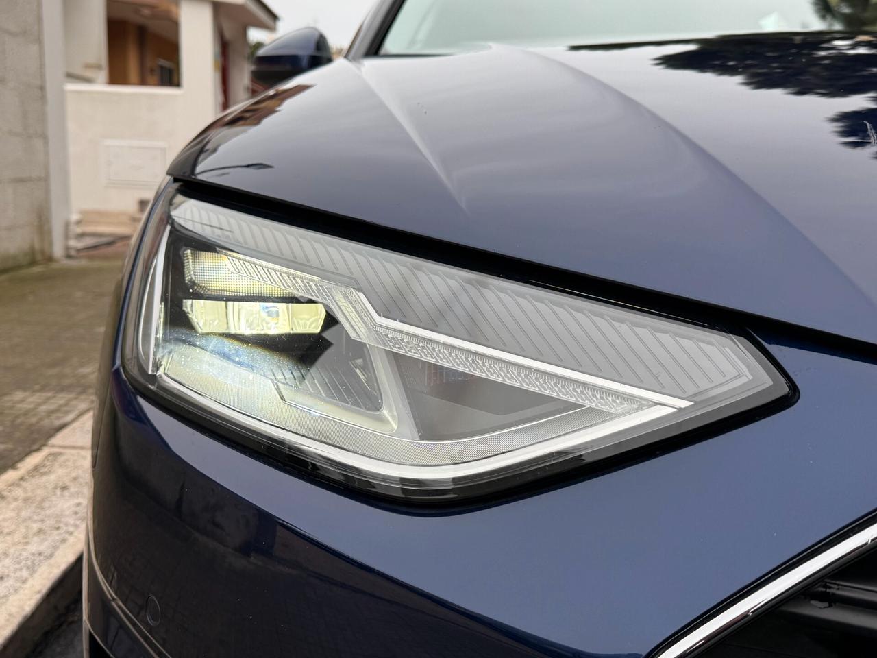 Audi A4 Avant 40 g-tron Stronic NAVI COCKPIT LED