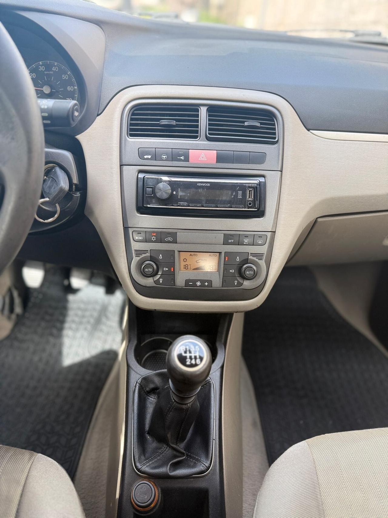 Fiat Punto 1.3 MJT 90cv (66kw) 5p.