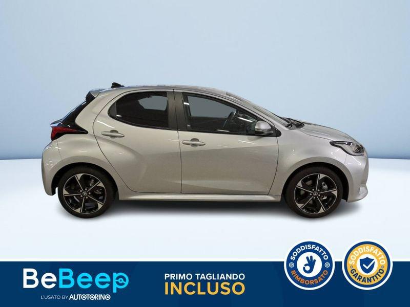 Toyota Yaris 1.5H 130 LOUNGE