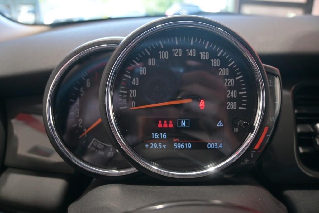 MINI ONE 1.5 102CV 6M. 5PORTE BUSINESS ( FARI LED - CRUISE - NAVI - CARPLAY - SENSORI POST. )