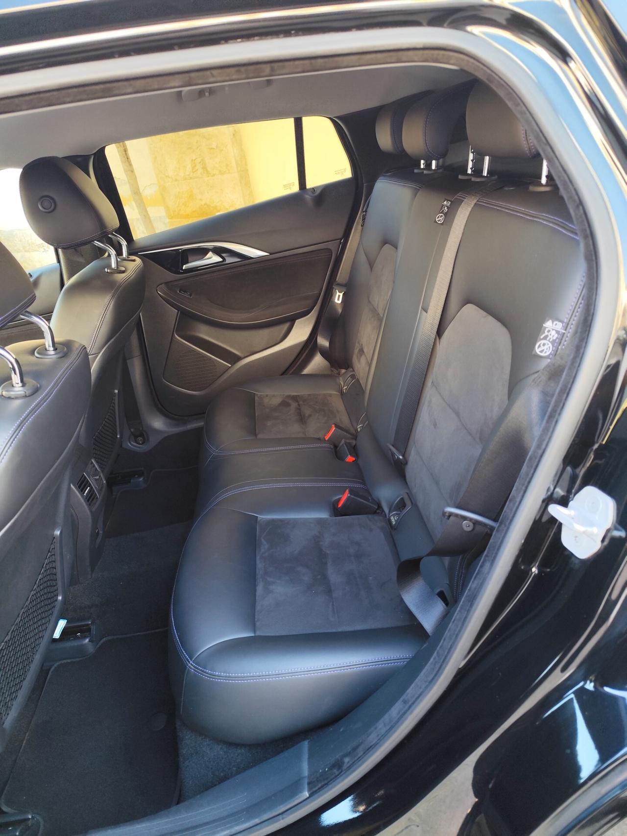 Infiniti Q30 1.5 diesel DCT Business Executive