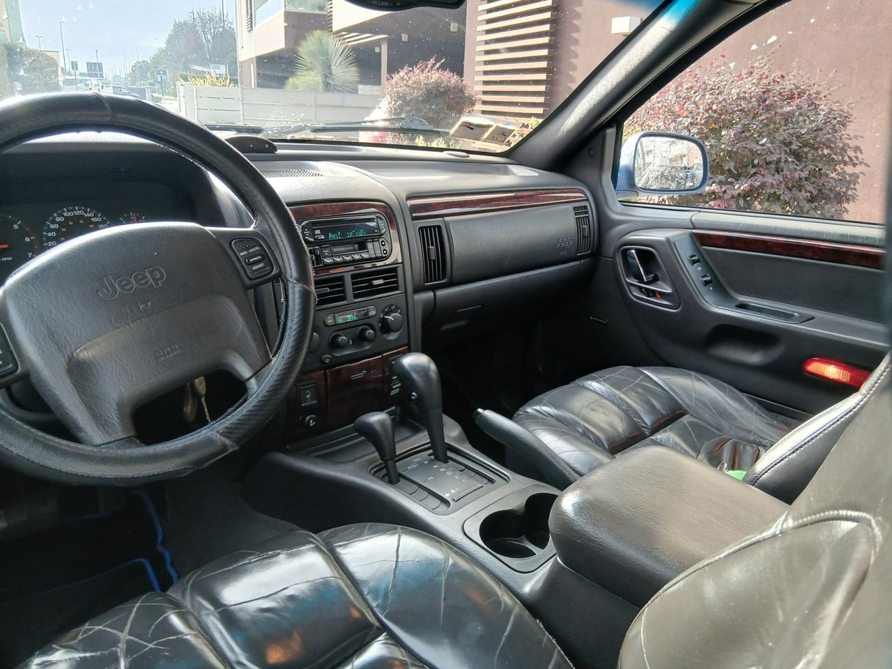 Jeep Grand Cherokee 4.7 V8 cat Limited + gancio GPL