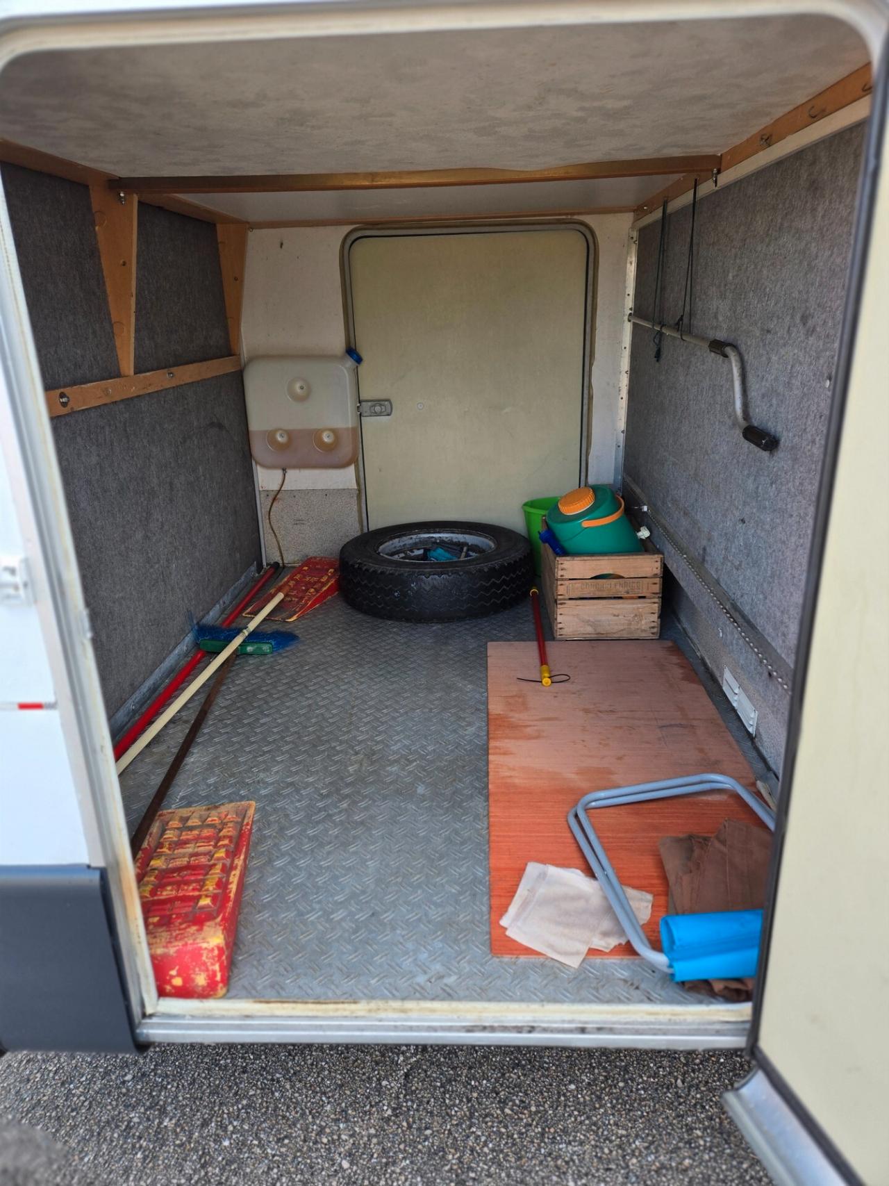 Fiat Ducato 2.8 diesel alesstimento Knaus