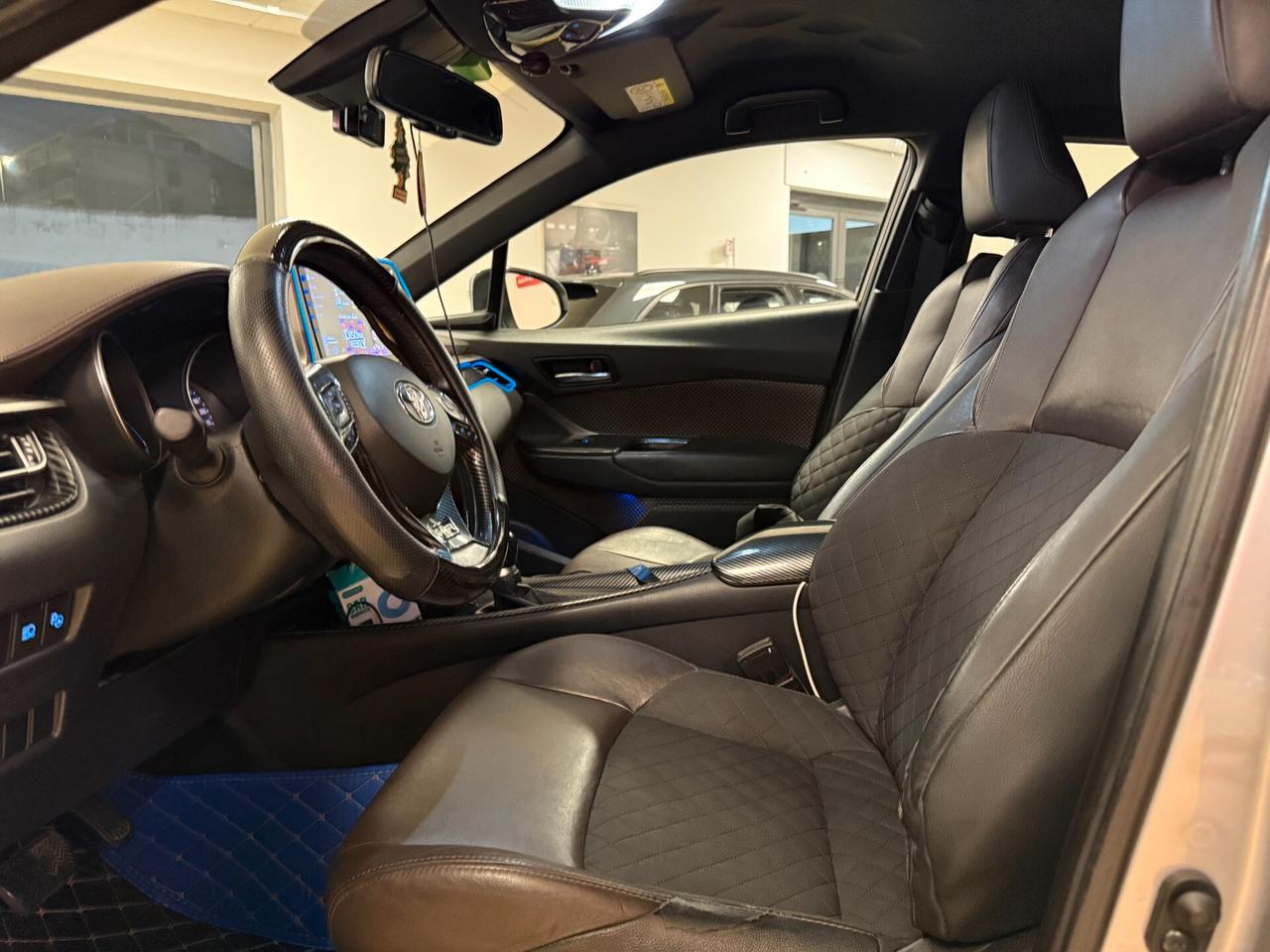Toyota C-HR 1.8 hybrid 98 cv