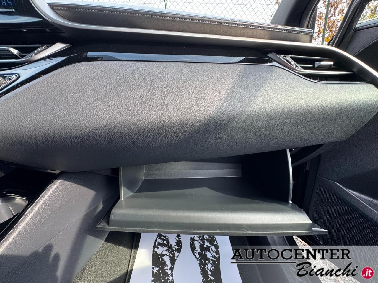 Toyota C-HR 5 Porte C-HR 1.8h Style 2wd e-cvt my19