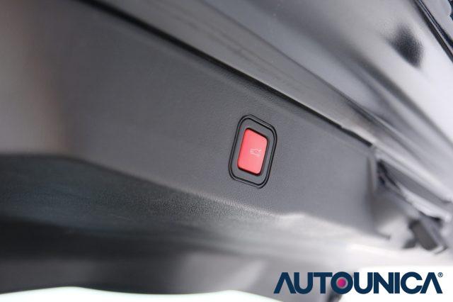 JEEP Avenger 1.2 TURBO 100 CV LONGITUDE FARI LED NEOPATENTATI