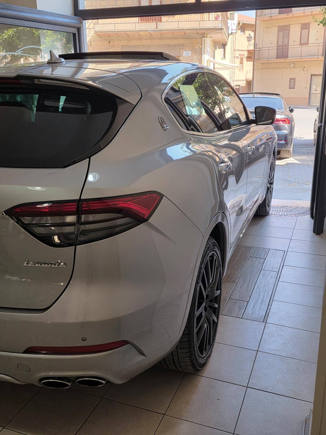 Maserati Levante V6 Diesel 275 CV AWD