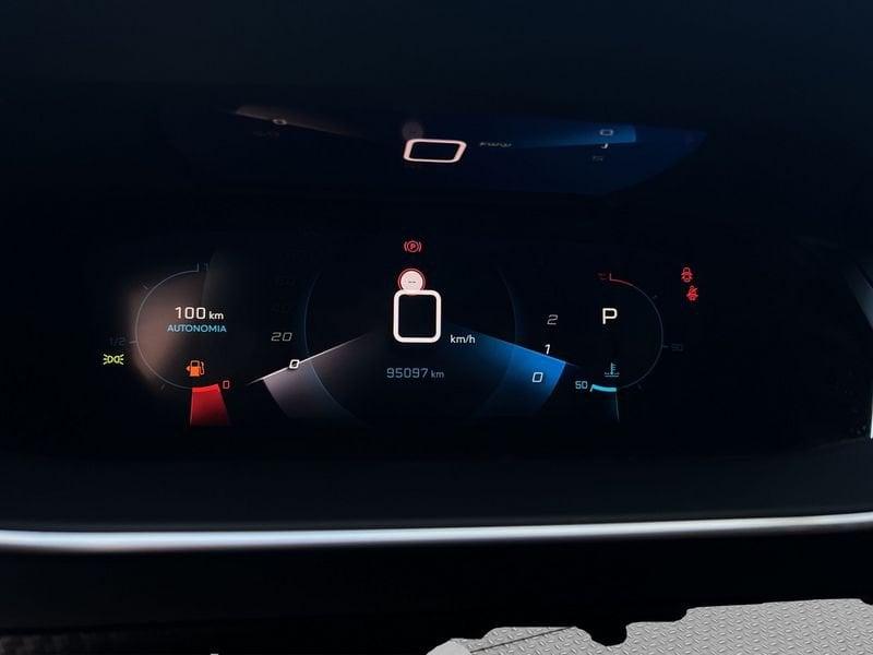 Peugeot 2008 2008 BluHdi 130cv EAT8 ALLURE PACK